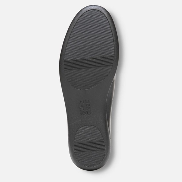 Naturalizer Flexy Leather Black Ballet Flats - Picture 13 of 16